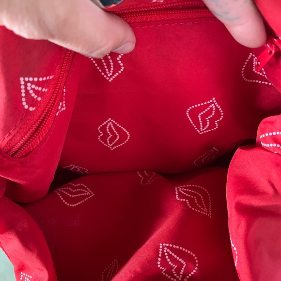 🌹EMBROIDERED ROSE HOBO BAG🌹 - Picture 8 of 11